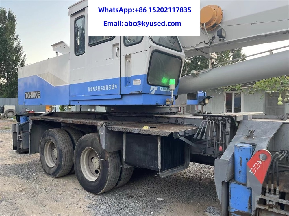 TADANO TG500E TG700E TG1000 TG250E TL250E TL300E 25TON 35TON 50TON 70TON 100TON - Derek bergerak: gambar 4 TADANO TG500E TG700E TG1000 TG250E TL250E TL300E 25TON 35TON 50TON 70TON 100TON - Derek bergerak: gambar 4