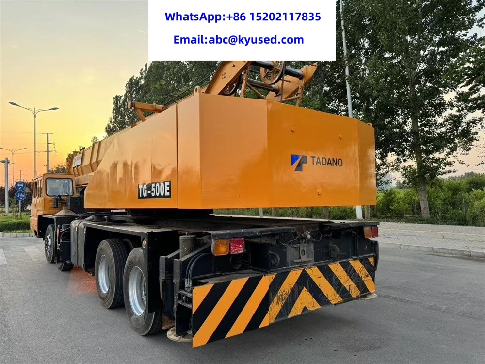 TADANO TG500E TG700E TG1000 TL250E TL300E 25TON 30TON 50TON 70T 100TON - Derek bergerak: gambar 4 TADANO TG500E TG700E TG1000 TL250E TL300E 25TON 30TON 50TON 70T 100TON - Derek bergerak: gambar 4