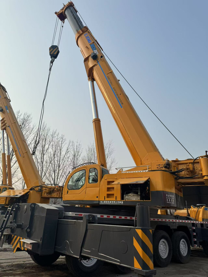 Leasing XCMG QAY240 XCT240 XCA240 QY240K 240 ton 250 ton 300 ton 260 ton 200 ton 220 ton crane XCMG QAY240 XCT240 XCA240 QY240K 240 ton 250 ton 300 ton 260 ton 200 ton 220 ton crane: gambar 8 Leasing XCMG QAY240 XCT240 XCA240 QY240K 240 ton 250 ton 300 ton 260 ton 200 ton 220 ton crane XCMG QAY240 XCT240 XCA240 QY240K 240 ton 250 ton 300 ton 260 ton 200 ton 220 ton crane: gambar 8