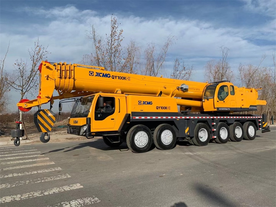 XCMG QY100K 100TON - Derek bergerak: gambar 1 XCMG QY100K 100TON - Derek bergerak: gambar 1