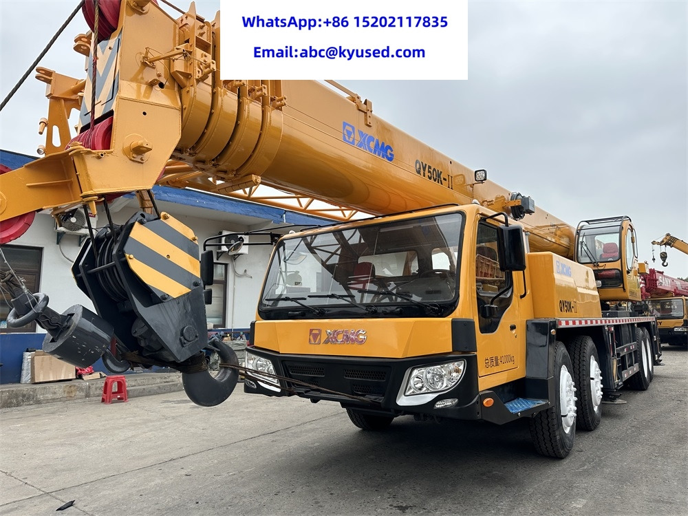 XCMG QY50K-II QY50K-2 QY50K QY70K QY55K QY65K 50TON 70TON 55TON 60TON 65TON - Derek bergerak: gambar 2 XCMG QY50K-II QY50K-2 QY50K QY70K QY55K QY65K 50TON 70TON 55TON 60TON 65TON - Derek bergerak: gambar 2