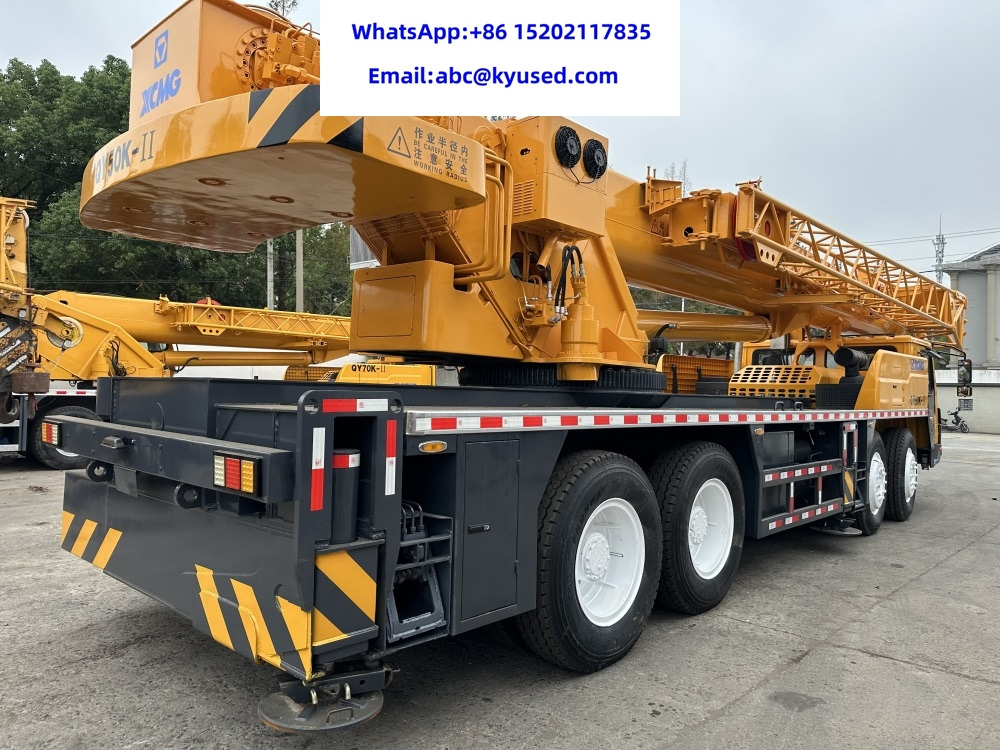 XCMG QY50K-II QY50K-2 QY50K QY70K QY55K QY65K 50TON 70TON 55TON 60TON 65TON - Derek bergerak: gambar 4 XCMG QY50K-II QY50K-2 QY50K QY70K QY55K QY65K 50TON 70TON 55TON 60TON 65TON - Derek bergerak: gambar 4