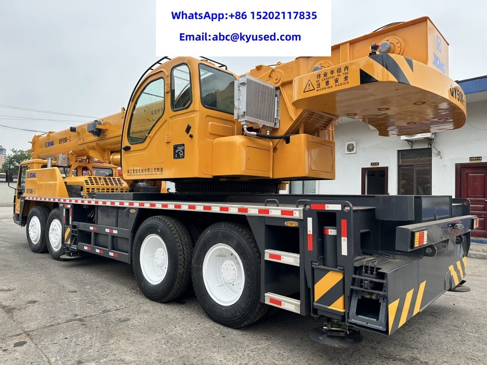 XCMG QY50K-II QY50K-2 QY50K QY70K QY55K QY65K 50TON 70TON 55TON 60TON 65TON - Derek bergerak: gambar 5 XCMG QY50K-II QY50K-2 QY50K QY70K QY55K QY65K 50TON 70TON 55TON 60TON 65TON - Derek bergerak: gambar 5