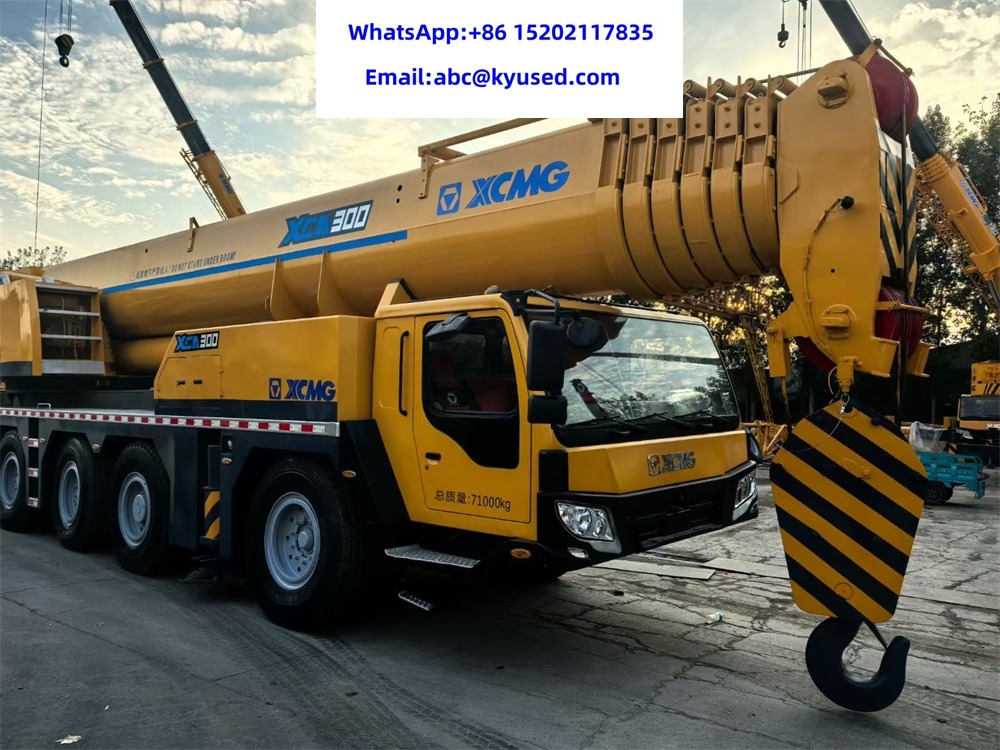 XCMG XCT300 XCA300 QAY300 XCA350 300Ton 350ton 260ton 250ton 220ton 240ton 200ton 180ton 160t 150ton 130ton 120ton 100ton - Derek semua medan: gambar 3 XCMG XCT300 XCA300 QAY300 XCA350 300Ton 350ton 260ton 250ton 220ton 240ton 200ton 180ton 160t 150ton 130ton 120ton 100ton - Derek semua medan: gambar 3