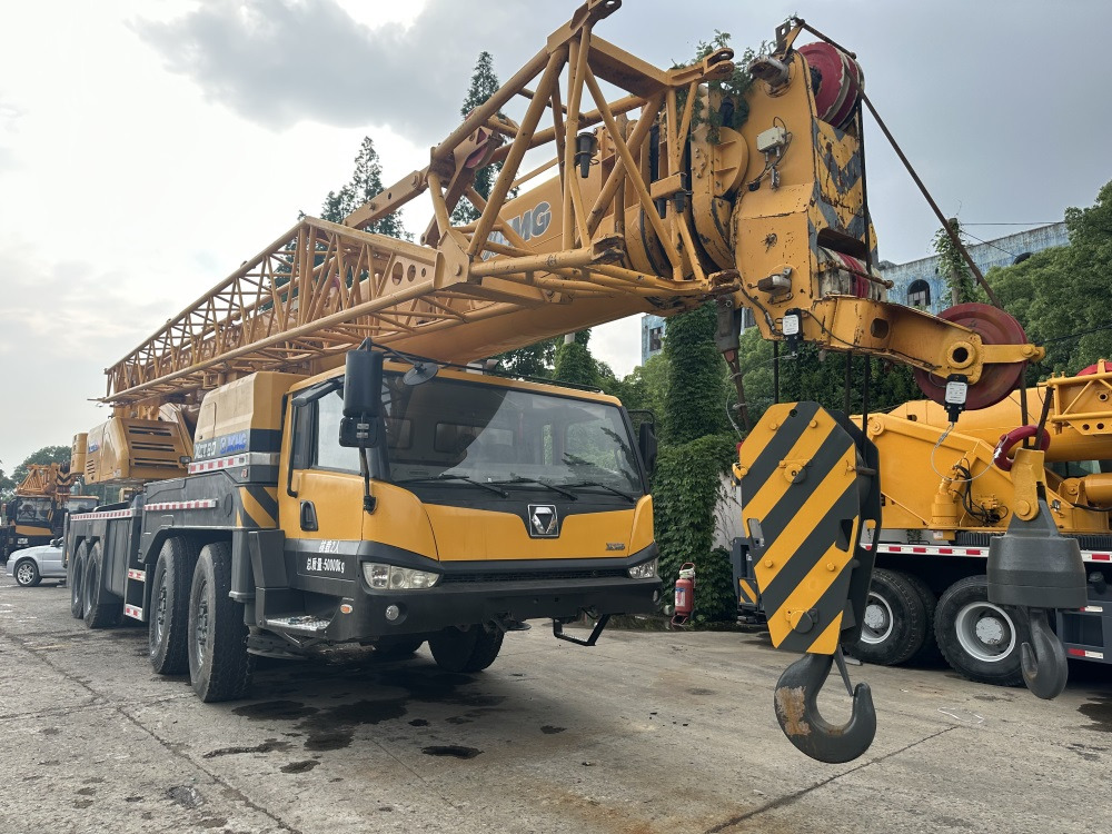 XCMG XCT80 XCT80 QY80K QY75K 80 ton truck crane - Derek bergerak: gambar 1 XCMG XCT80 XCT80 QY80K QY75K 80 ton truck crane - Derek bergerak: gambar 1
