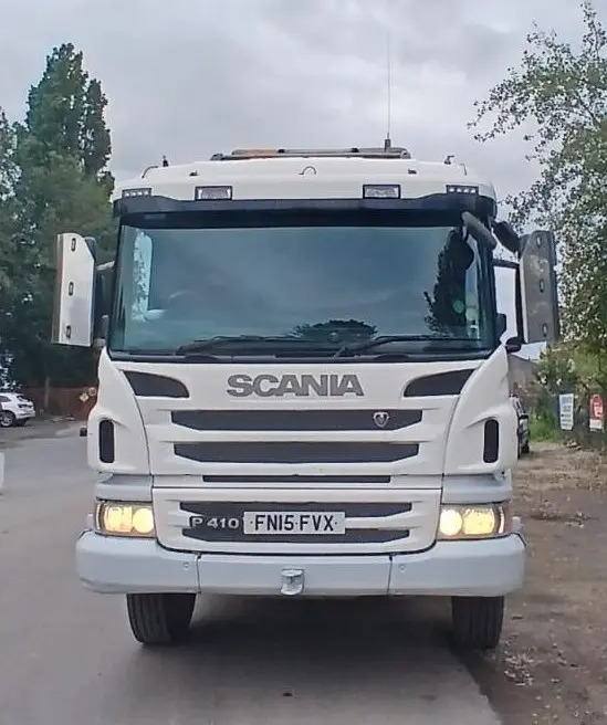 Scania Tipper 8x4 - RHD (FVX) - Truk jungkit: gambar 2 Scania Tipper 8x4 - RHD (FVX) - Truk jungkit: gambar 2