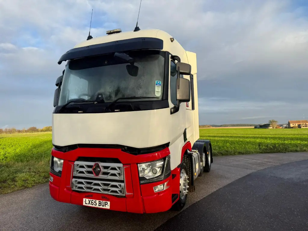 Renault T 460 6x2 - Hydraulics - RHD (BUP) - Tractor head: gambar 2 Renault T 460 6x2 - Hydraulics - RHD (BUP) - Tractor head: gambar 2