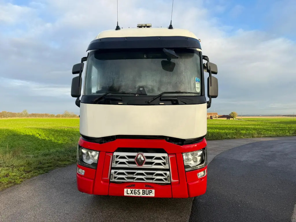 Renault T 460 6x2 - Hydraulics - RHD (BUP) - Tractor head: gambar 4 Renault T 460 6x2 - Hydraulics - RHD (BUP) - Tractor head: gambar 4