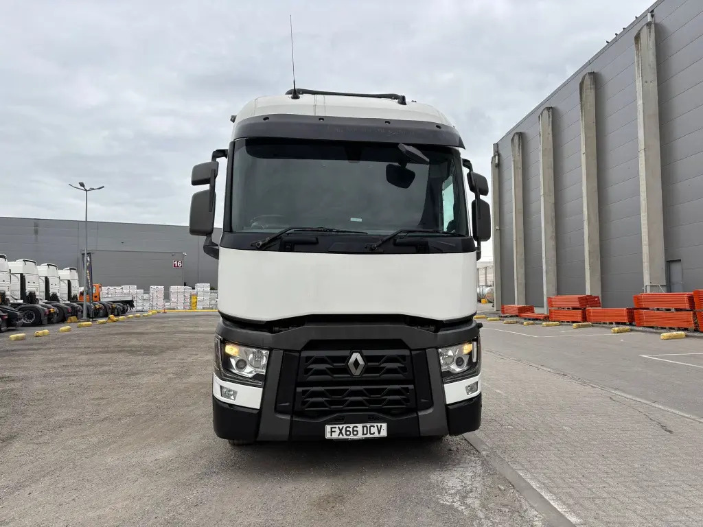 Renault T 460 (DCV) - Tractor head: gambar 2 Renault T 460 (DCV) - Tractor head: gambar 2