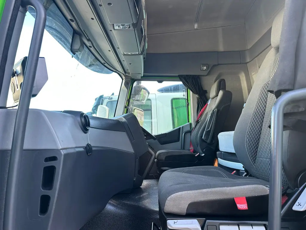 Tractor head Renault T 460 (GWA): gambar 11 Tractor head Renault T 460 (GWA): gambar 11