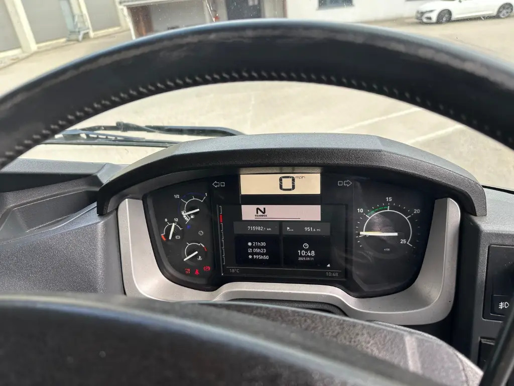 Tractor head Renault T 480 6x2 - RHD (NLF): gambar 15 Tractor head Renault T 480 6x2 - RHD (NLF): gambar 15