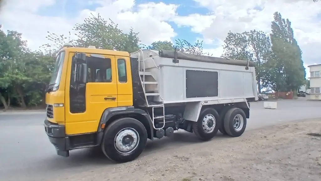 Volvo Tipper (KXS) - Truk jungkit: gambar 4 Volvo Tipper (KXS) - Truk jungkit: gambar 4