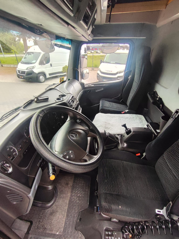 Truk MERCEDES-BENZ ATEGO: gambar 12