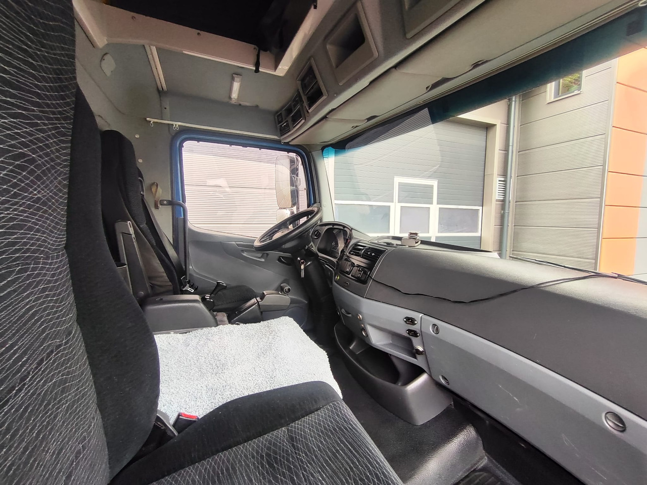 Truk MERCEDES-BENZ ATEGO: gambar 9
