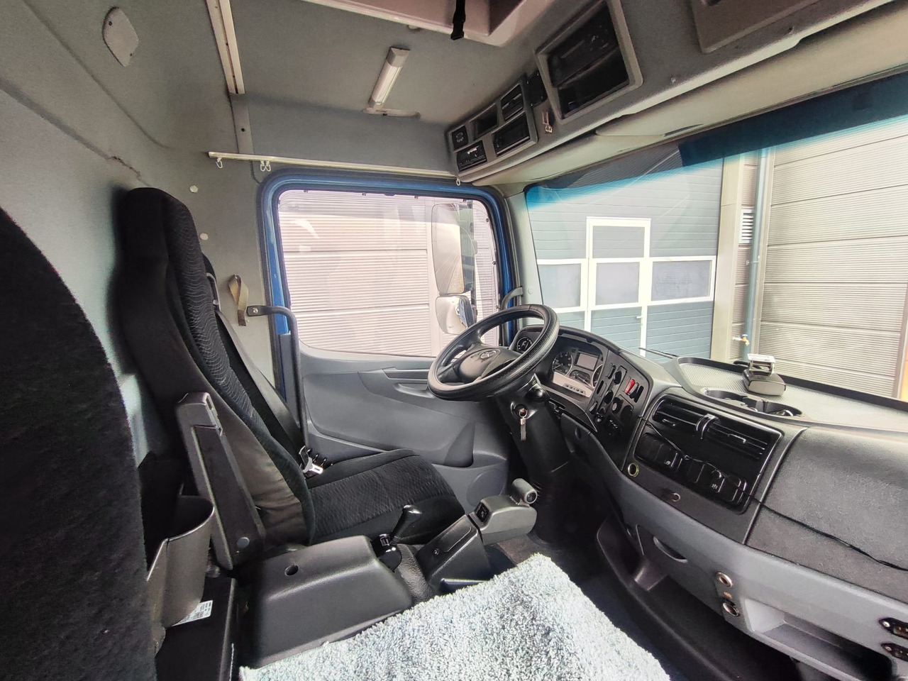 Truk MERCEDES-BENZ ATEGO: gambar 10