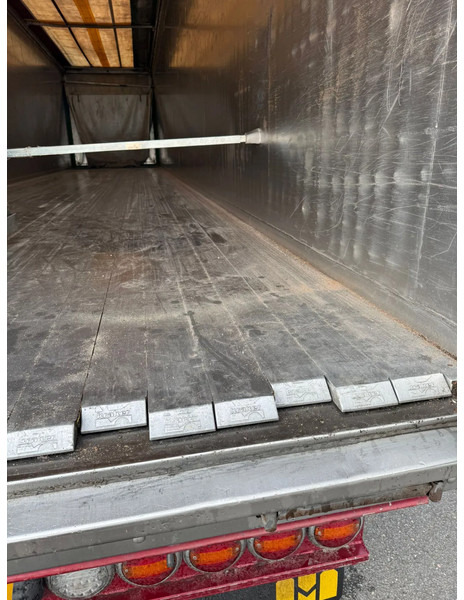 Semi-trailer dengan lantai berjalan kraker K-Force: gambar 11