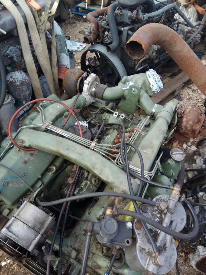 OM 422 V8 BiTurbo Mercedes-Benz - Mesin untuk Truk: gambar 3 OM 422 V8 BiTurbo Mercedes-Benz - Mesin untuk Truk: gambar 3