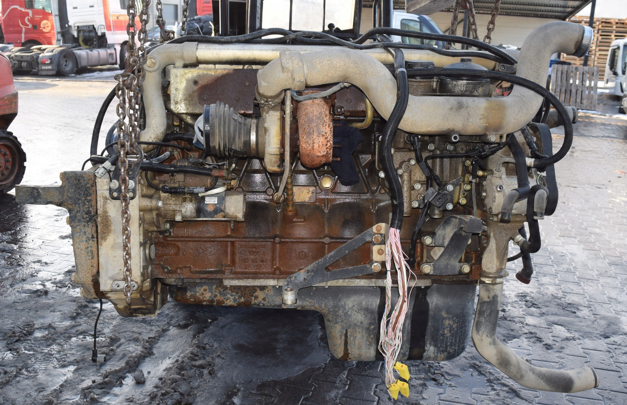 MAN D2066 LF25 MAN TGA, TGS, TGX - Mesin untuk Truk: gambar 1 MAN D2066 LF25 MAN TGA, TGS, TGX - Mesin untuk Truk: gambar 1