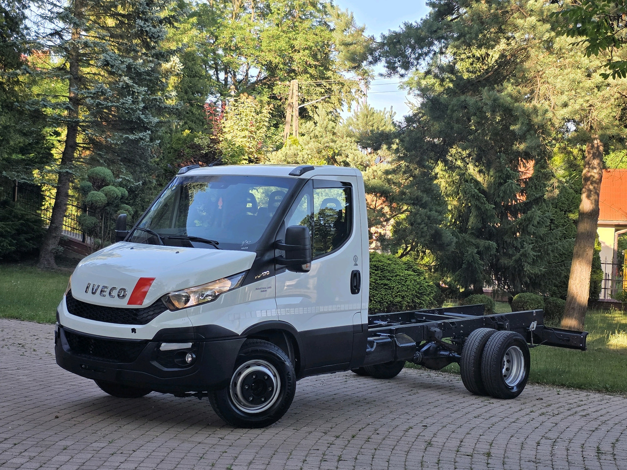 Iveco Daily 72c-17 Rama Pod Zabudowę Klima ! 3.0 HPI ! 170 Hp * Super Stan ! - Van kecil: gambar 1 Iveco Daily 72c-17 Rama Pod Zabudowę Klima ! 3.0 HPI ! 170 Hp * Super Stan ! - Van kecil: gambar 1