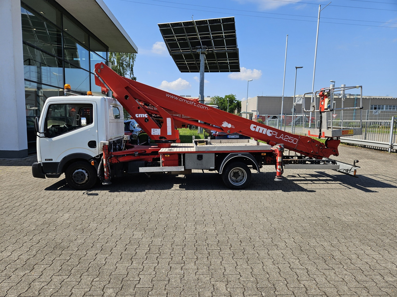 Nissan Cabstar CMC PLA 250 - 25m TOP nur 420 Stunden! - Platform udara yang dipasang di truk: gambar 1 Nissan Cabstar CMC PLA 250 - 25m TOP nur 420 Stunden! - Platform udara yang dipasang di truk: gambar 1