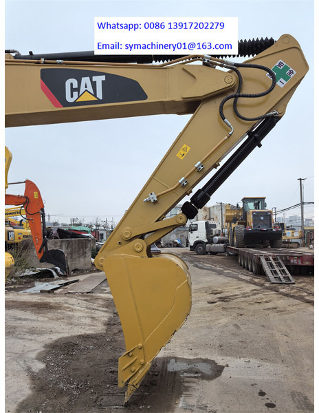 Ekskavator perayap Caterpillar 320D2: gambar 11