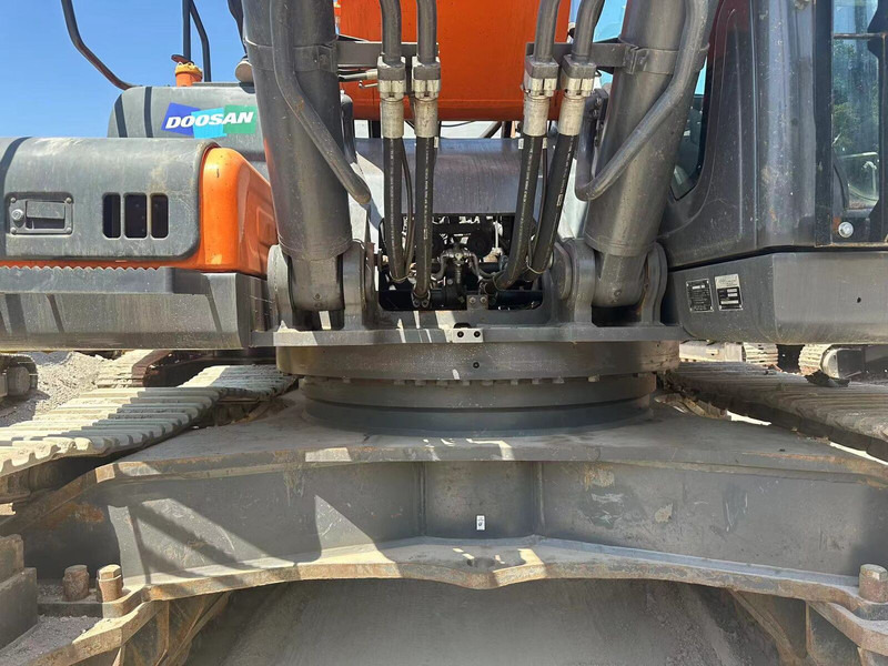 Doosan DX530 - Ekskavator perayap: gambar 2 Doosan DX530 - Ekskavator perayap: gambar 2