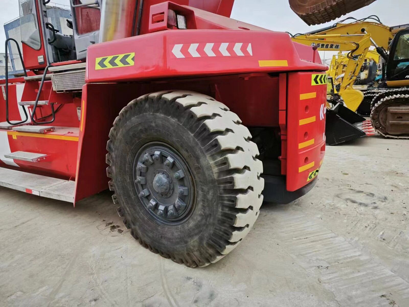 Kalmar DRF450 - Penumpuk jangkauan: gambar 4 Kalmar DRF450 - Penumpuk jangkauan: gambar 4