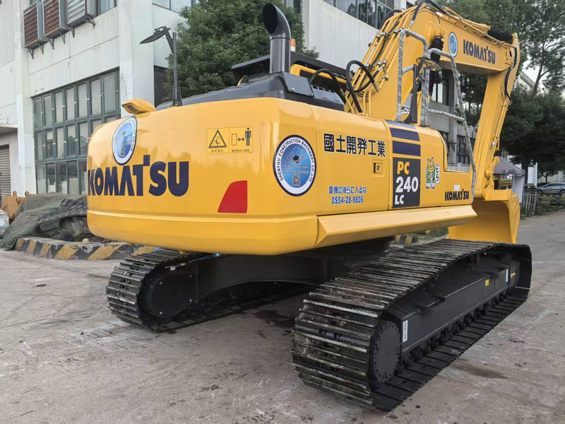 Komatsu PC240LC-8 - Ekskavator perayap: gambar 2 Komatsu PC240LC-8 - Ekskavator perayap: gambar 2