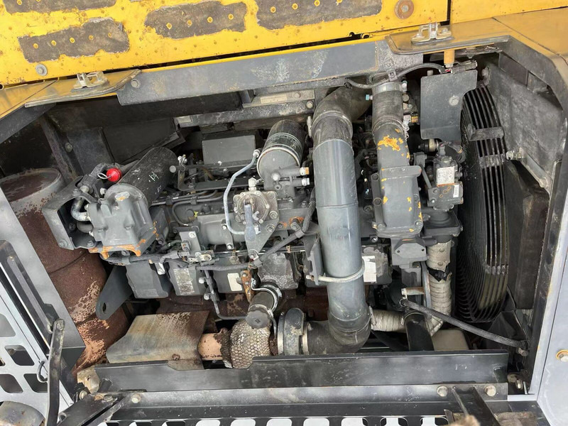 Komatsu PC400-8R - Ekskavator perayap: gambar 4 Komatsu PC400-8R - Ekskavator perayap: gambar 4