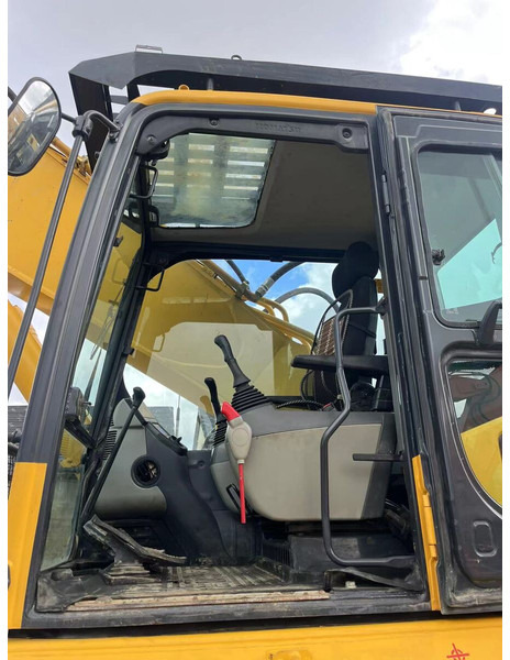 Komatsu PC400-8R - Ekskavator perayap: gambar 5 Komatsu PC400-8R - Ekskavator perayap: gambar 5