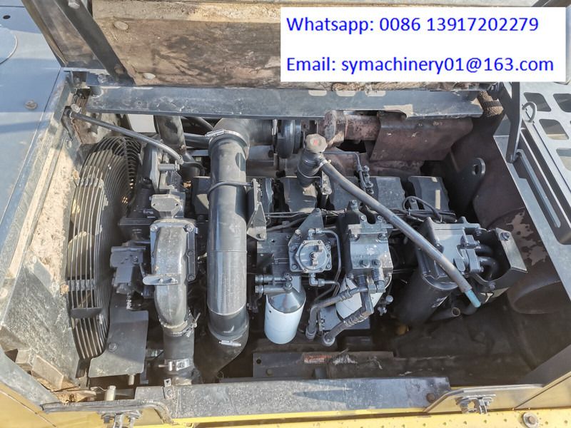 Ekskavator perayap Komatsu PC450-8: gambar 12 Ekskavator perayap Komatsu PC450-8: gambar 12
