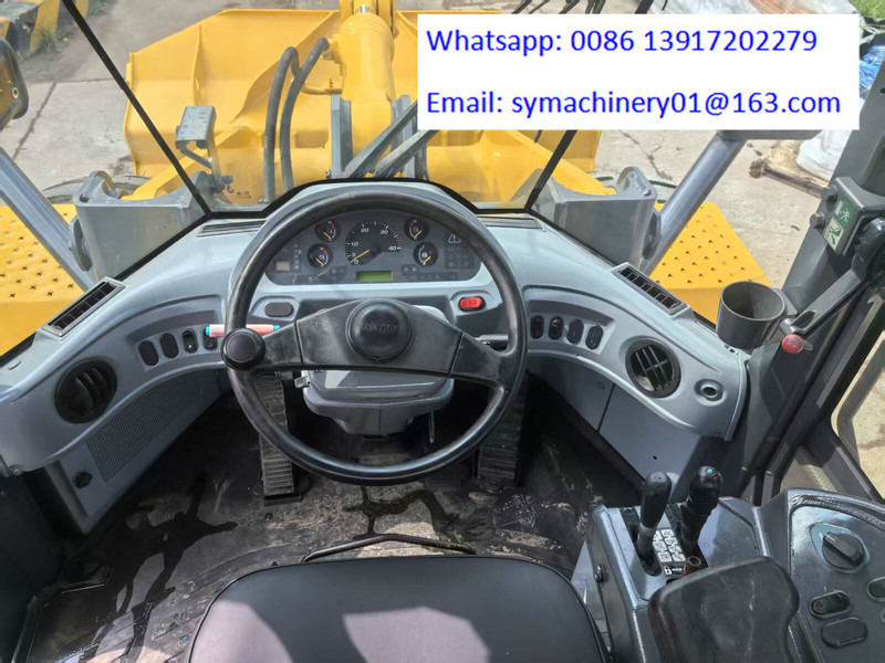 Komatsu WA380-6 - Wheel loader: gambar 4 Komatsu WA380-6 - Wheel loader: gambar 4