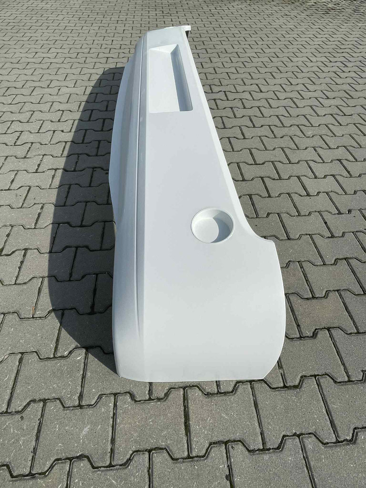 Zderzak tylny SCANIA IRIZAR PB Scania IRIZAR PB - Bumper untuk Bus: gambar 3 Zderzak tylny SCANIA IRIZAR PB Scania IRIZAR PB - Bumper untuk Bus: gambar 3