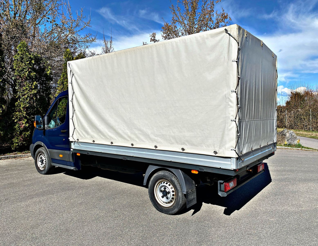 Ford Pritsche Plane L3 Einzelkabine|4x4|Standheizung - Van dengan terpal samping: gambar 5 Ford Pritsche Plane L3 Einzelkabine|4x4|Standheizung - Van dengan terpal samping: gambar 5
