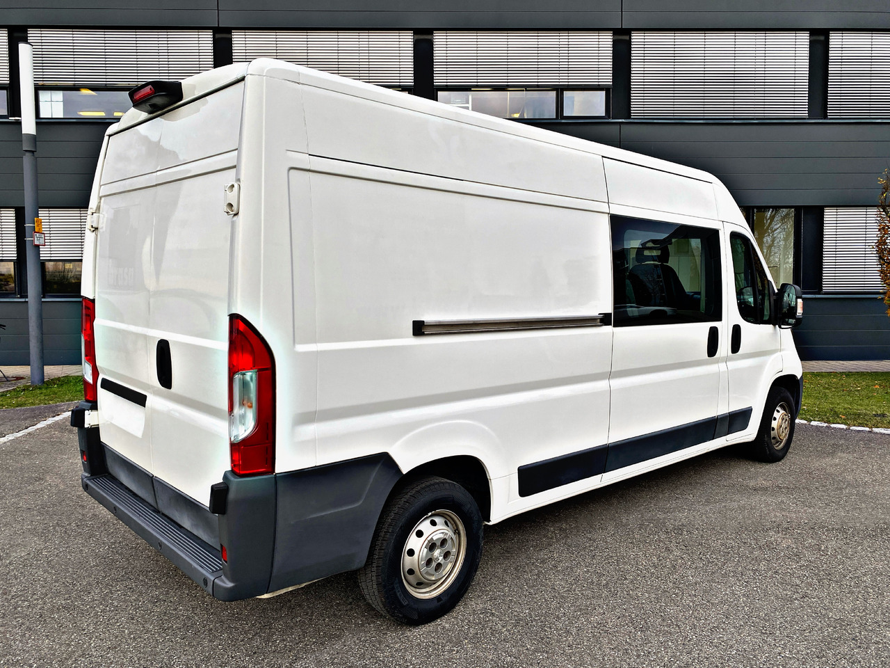 Peugeot Boxer Kasten Hoch 335 L3H2Pro|5Sitzer|Kamera|19% - Van panel, Van kombi: gambar 3 Peugeot Boxer Kasten Hoch 335 L3H2Pro|5Sitzer|Kamera|19% - Van panel, Van kombi: gambar 3