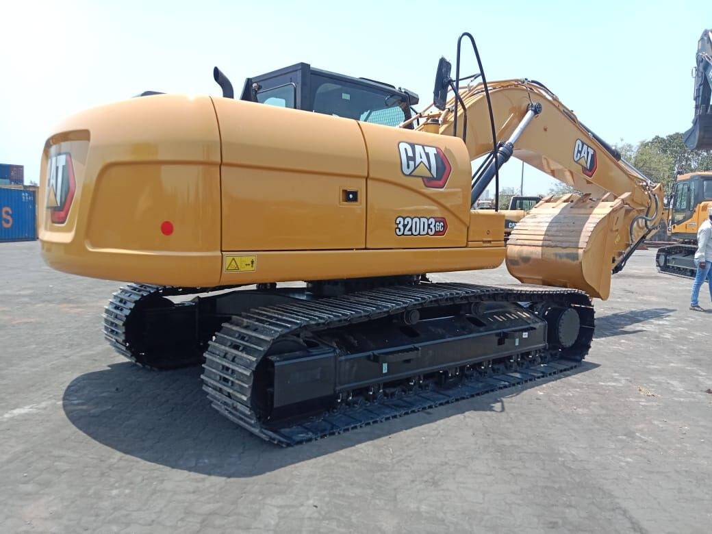 New Caterpillar 320D3GC tracked excavator - Ekskavator perayap: gambar 2 New Caterpillar 320D3GC tracked excavator - Ekskavator perayap: gambar 2
