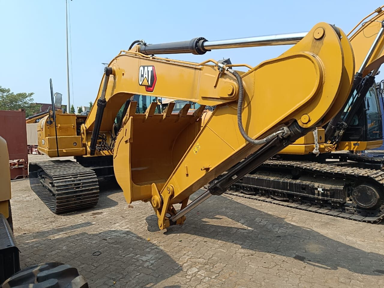 New Caterpillar 320D3GC tracked excavator - Ekskavator perayap: gambar 1 New Caterpillar 320D3GC tracked excavator - Ekskavator perayap: gambar 1
