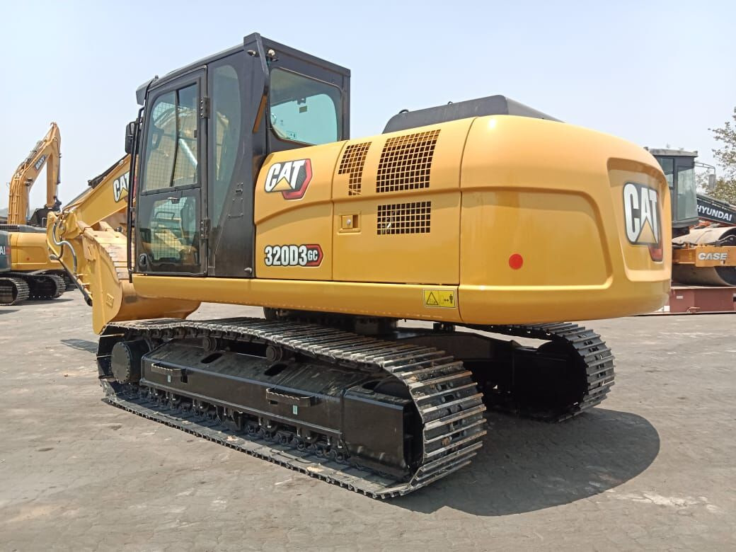 New Caterpillar 320D3GC tracked excavator - Ekskavator perayap: gambar 4 New Caterpillar 320D3GC tracked excavator - Ekskavator perayap: gambar 4