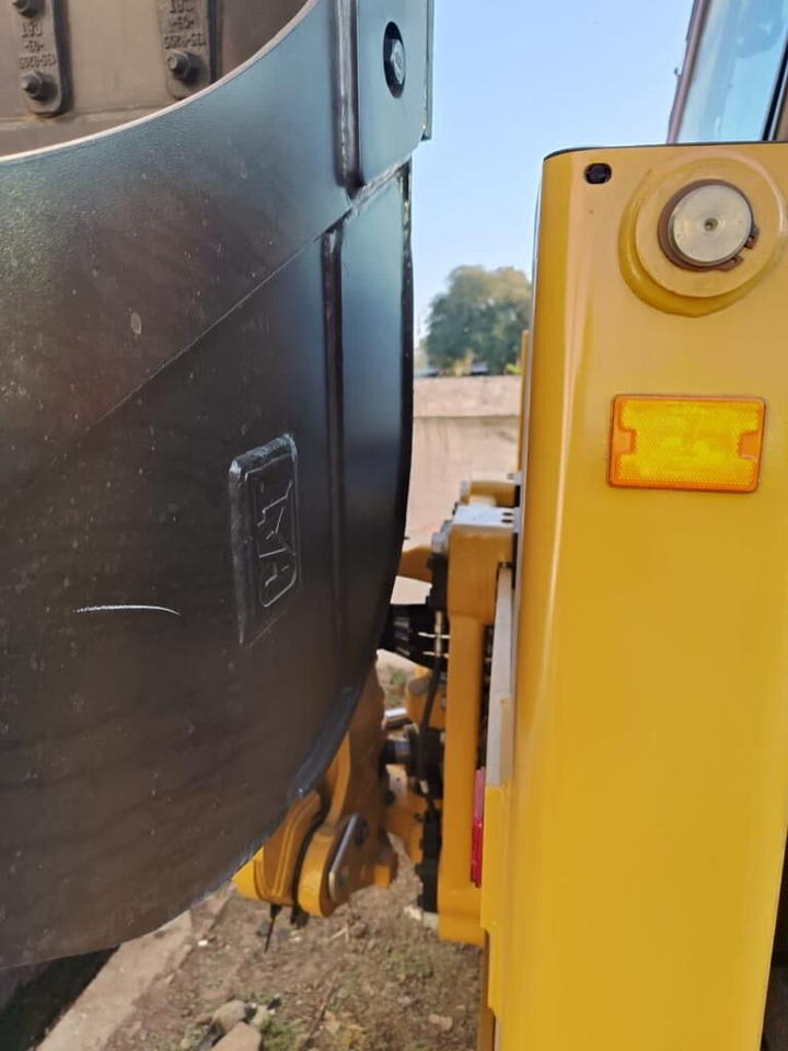 New Caterpillar 424 backhoe loader - Backhoe loader: gambar 5 New Caterpillar 424 backhoe loader - Backhoe loader: gambar 5