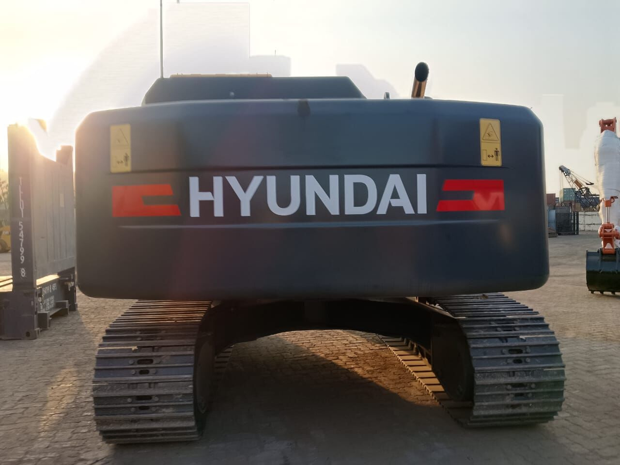 New Hyundai R215L tracked excavator - Ekskavator perayap: gambar 5 New Hyundai R215L tracked excavator - Ekskavator perayap: gambar 5