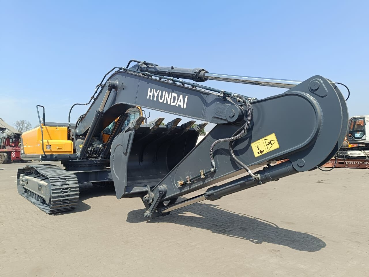 New Hyundai R340 tracked excavator - Ekskavator perayap: gambar 4 New Hyundai R340 tracked excavator - Ekskavator perayap: gambar 4