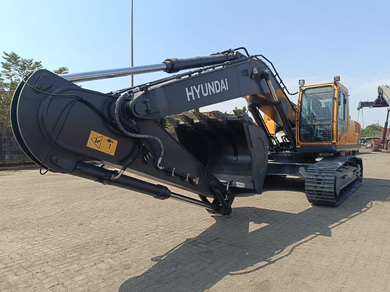 New Hyundai R340 tracked excavator - Ekskavator perayap: gambar 3 New Hyundai R340 tracked excavator - Ekskavator perayap: gambar 3