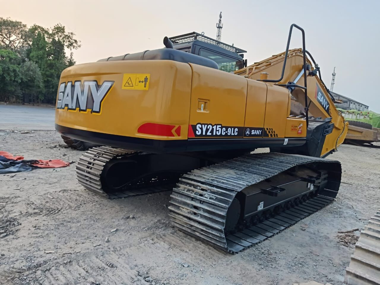 New Sany SY 215 MITSUBISHI ENGINE tracked excavator - Ekskavator perayap: gambar 3 New Sany SY 215 MITSUBISHI ENGINE tracked excavator - Ekskavator perayap: gambar 3