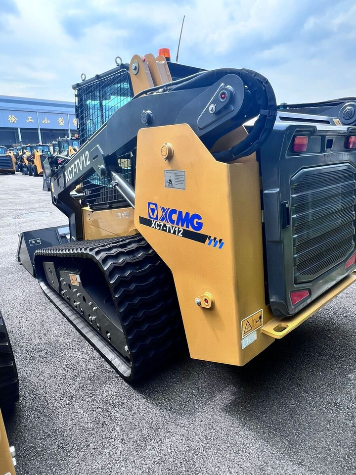 New XCMG XC7-SR08 compact track loader - Track loader yang ringkas: gambar 1 New XCMG XC7-SR08 compact track loader - Track loader yang ringkas: gambar 1