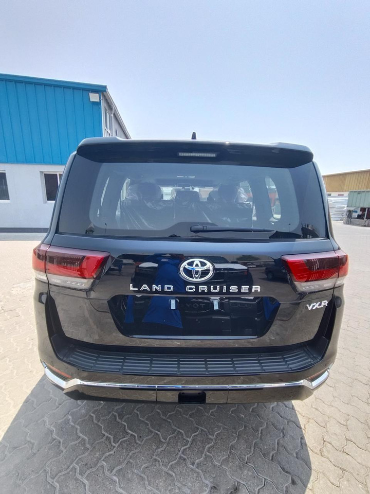 Toyota Land Cruiser VXR - Mobil: gambar 3 Toyota Land Cruiser VXR - Mobil: gambar 3