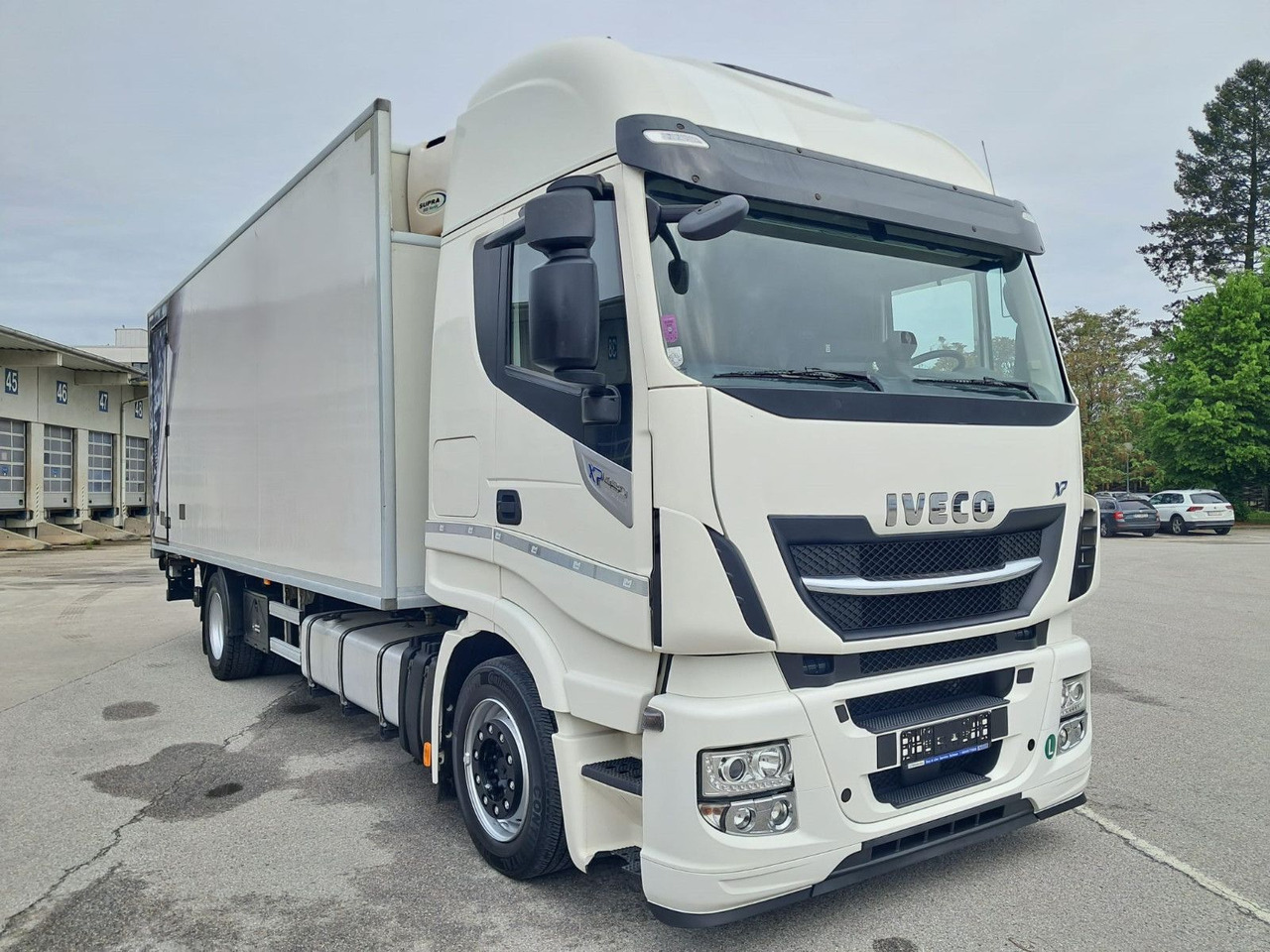 Iveco Stralis 460 Kühlkoffer | LBW | Klima | Retar - Truk berpendingin: gambar 2 Iveco Stralis 460 Kühlkoffer | LBW | Klima | Retar - Truk berpendingin: gambar 2
