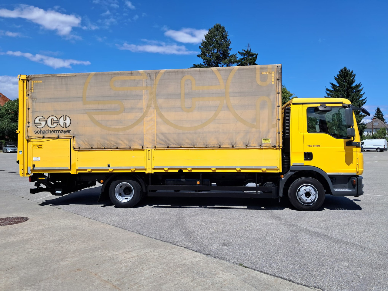 MAN MAN TGL 8.180 Pritsche + LBW | Klima | Tempomat | Schaltgetriebe - Truk flatbed: gambar 3 MAN MAN TGL 8.180 Pritsche + LBW | Klima | Tempomat | Schaltgetriebe - Truk flatbed: gambar 3