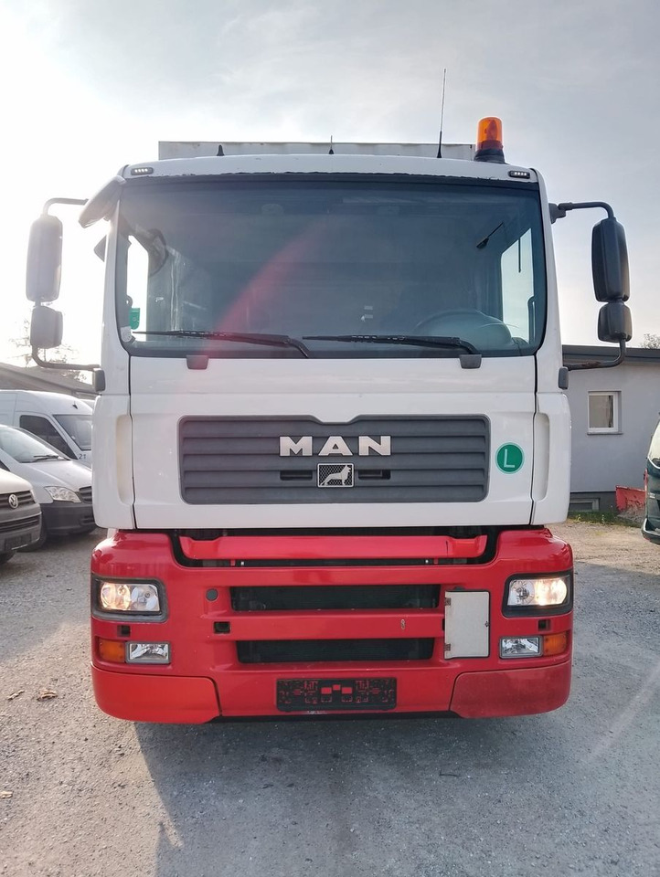 MAN TGA 18 320 - Pengangkut kontainer/ Container truck: gambar 5 MAN TGA 18 320 - Pengangkut kontainer/ Container truck: gambar 5