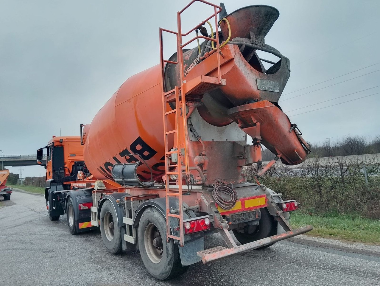 MAN TGS 440 - Truk pengaduk beton: gambar 3 MAN TGS 440 - Truk pengaduk beton: gambar 3
