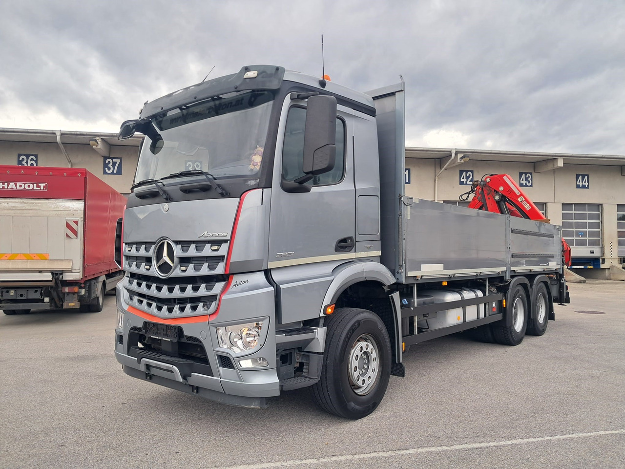 MERCEDES-BENZ AROCS 28.51 | 6x4| Retarder |Kran |Klima | Euro 6 - Truk flatbed, Truk derek: gambar 1 MERCEDES-BENZ AROCS 28.51 | 6x4| Retarder |Kran |Klima | Euro 6 - Truk flatbed, Truk derek: gambar 1